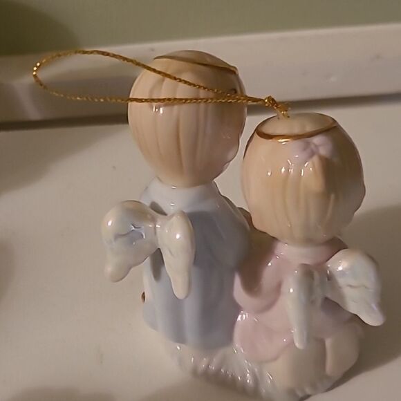 1997 Precious Moments Nativity Ornament - Picture 3 of 5